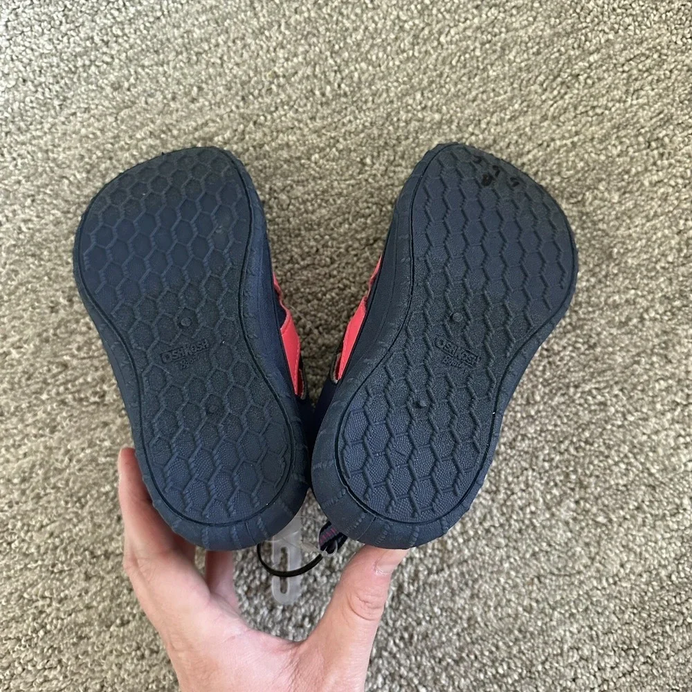 OshKosh B'Gosh Drift-G Girl's Bump Toe‎ Sandal - Size 9